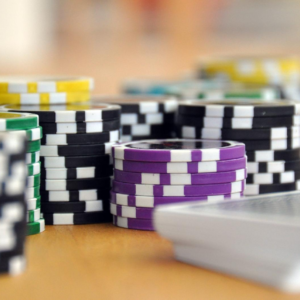 Le coin poker : quand les passionnes de jeux se rassemblent